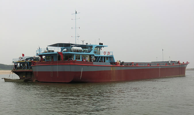 Our marine diesel engine for inland waterway vessels